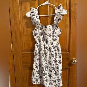 Shein dress, brand new, never worn.